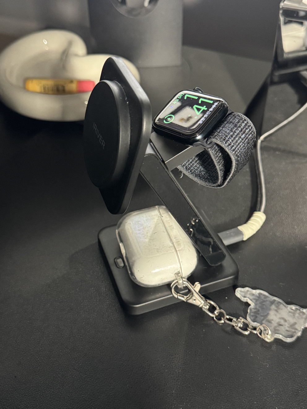 아이리버 트리니 3in1 마그네틱 무선 충전기 리뷰 이미지