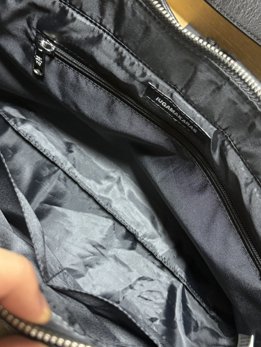 이우마카라스 Studded Leather Shoulder Bag (Black) 리뷰 이미지