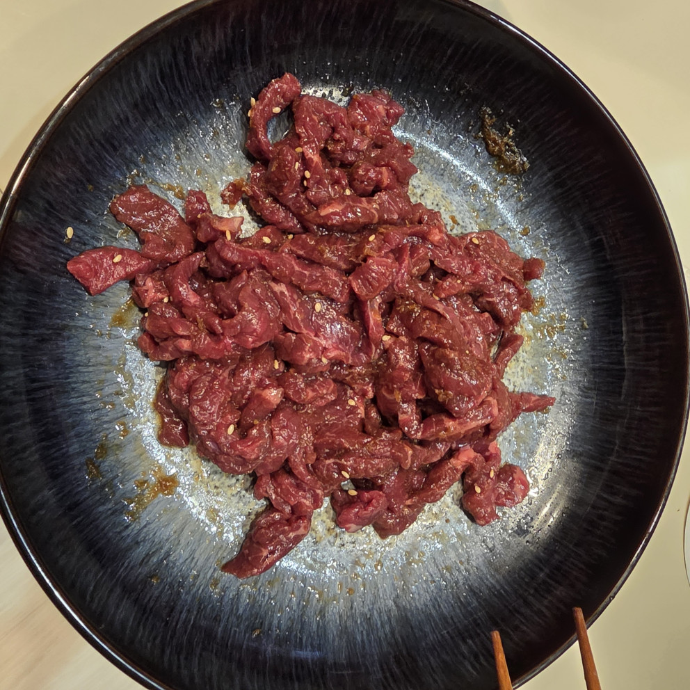 바라던 육회 리뷰 이미지