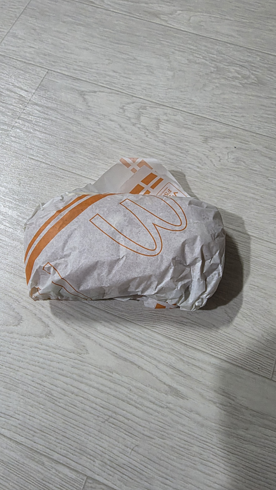 맥도날드 행운버거 골드 리뷰 썸네일 이미지