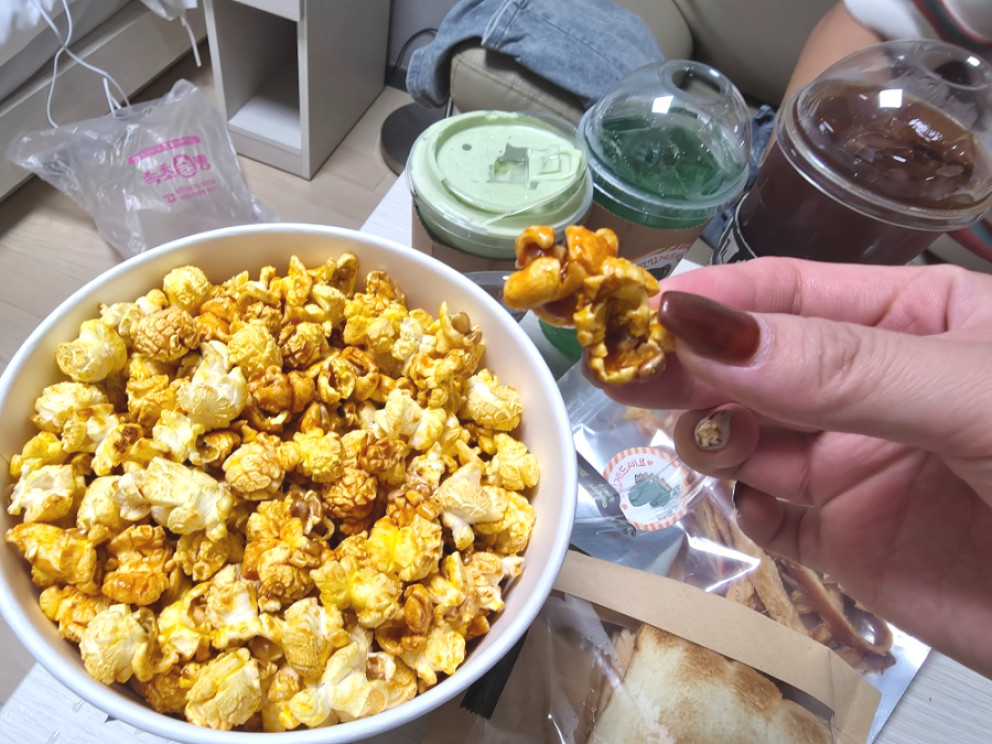 티라노 커피 리뷰 이미지