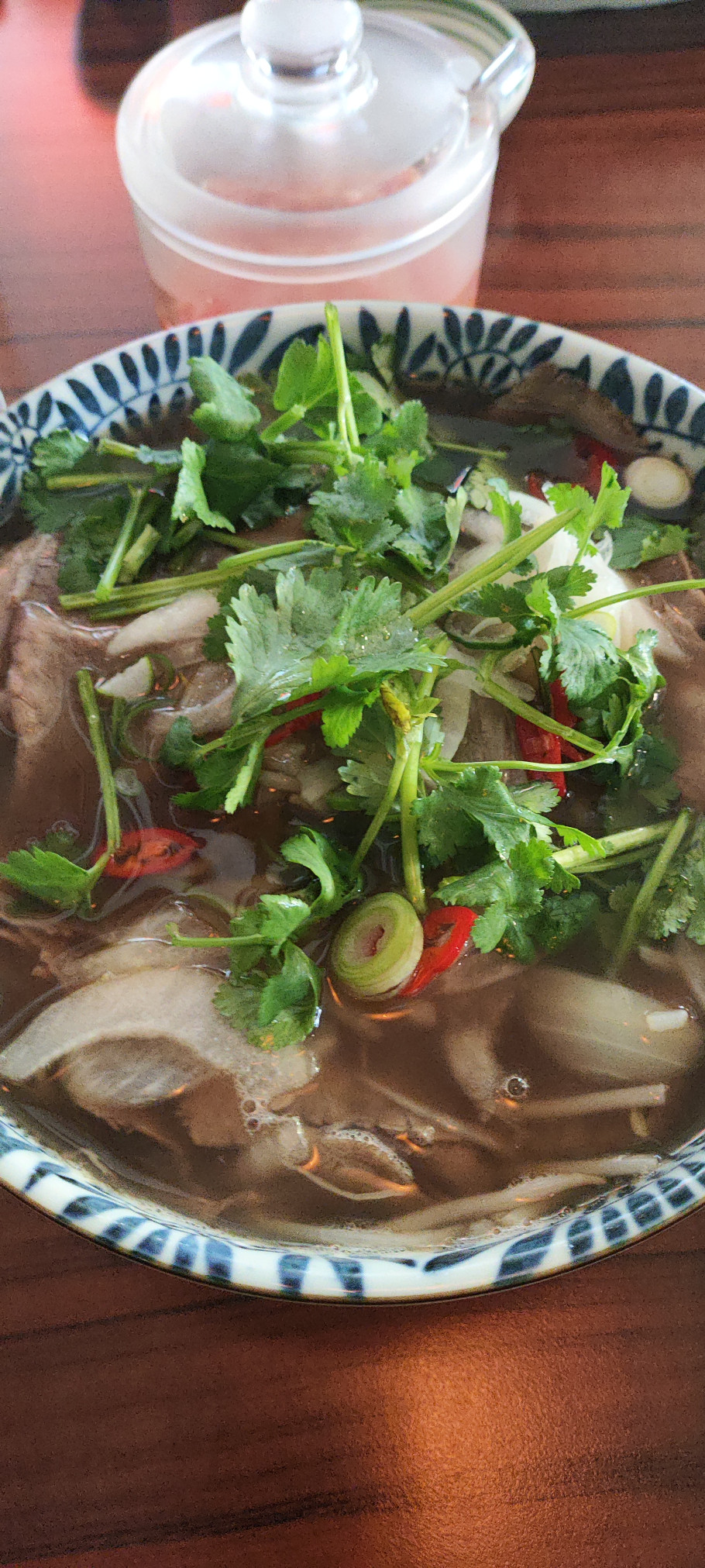 넴넴 리뷰 이미지