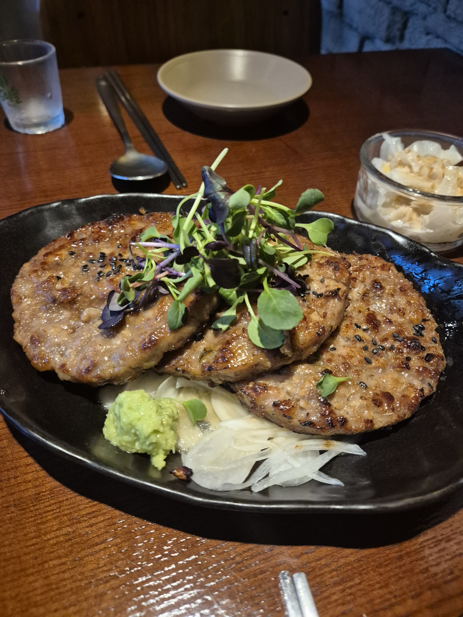 무닌 리뷰 이미지