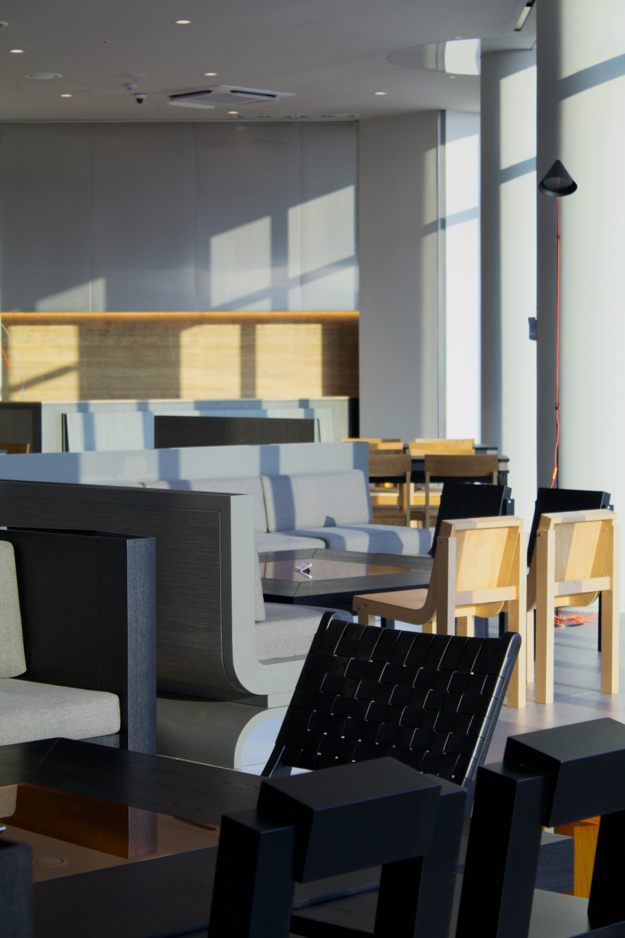 언캐니 리뷰 이미지