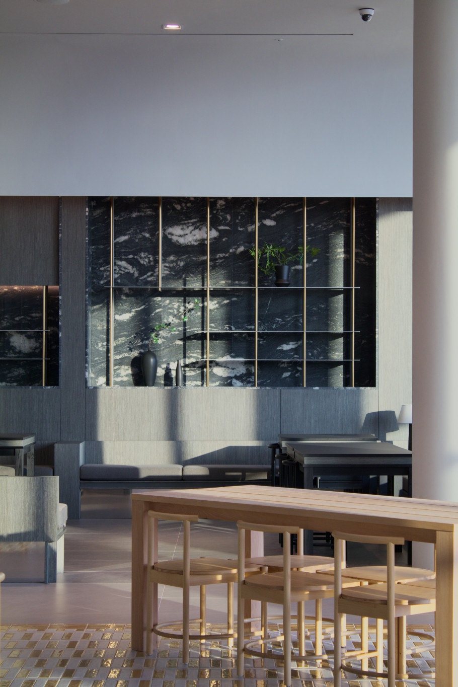 언캐니 리뷰 이미지