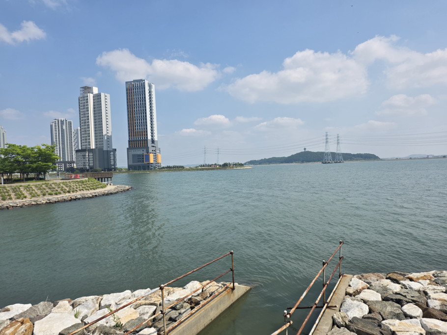 반달섬 리뷰 이미지