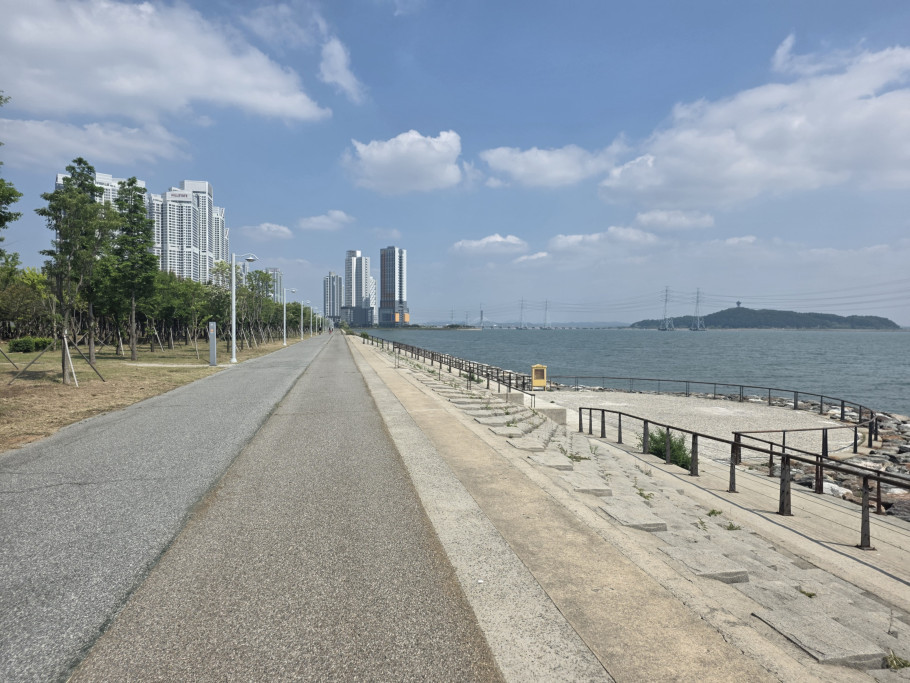 반달섬 리뷰 이미지